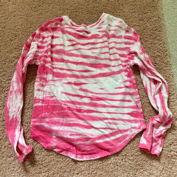 Kid’s tops bundle - Picture 9 of 10